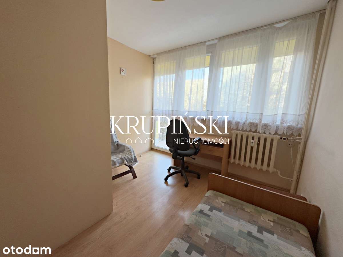 4 pokojowe mieszkanie na Bielanach. II piętro.-6