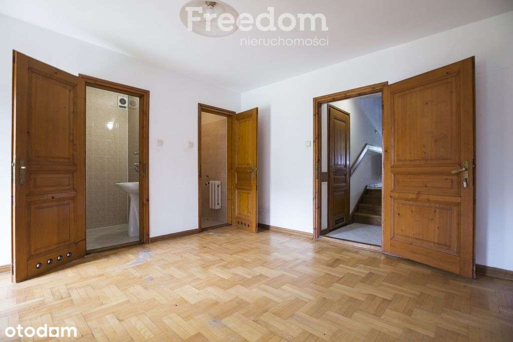 9 pokoi, 3 kondygnacje – idealne pod wynajem - Pełny obrazek: 1/20