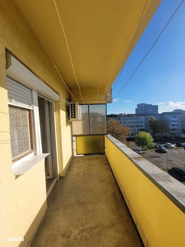 Apartament 3 camere langa Liceul Nr.7 | Micro 16-17