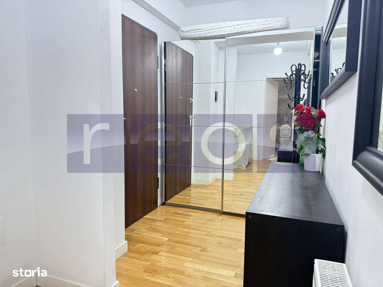 DE VÂNZARE STUDIO | TERASĂ 10 MP + PARCARE DISPONIBILĂ | IANCU NICOLAE - Imagine principală: 4/10