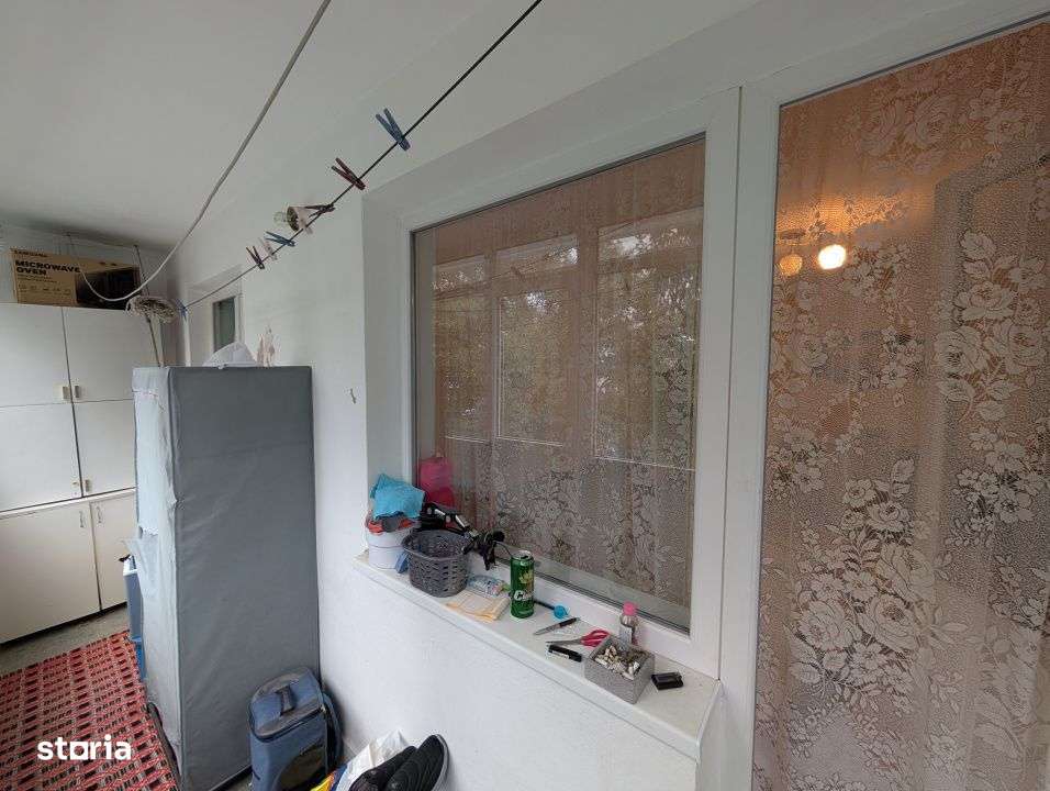 Miron Costin 3 camere semidecomandate - 58mp , etaj 3 - Imagine principală: 5/10