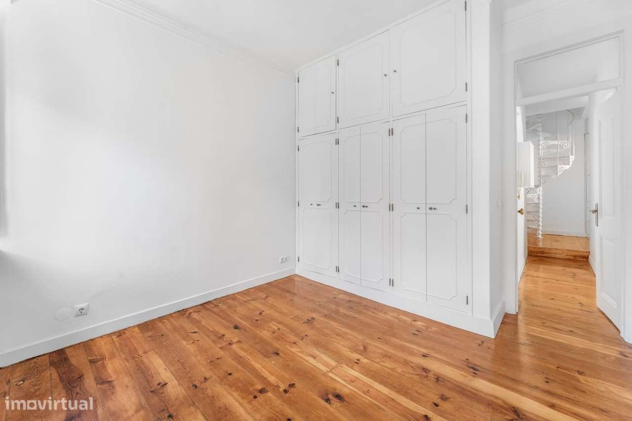 Apartamento T2 com vista, Príncipe Real, Lisboa-6