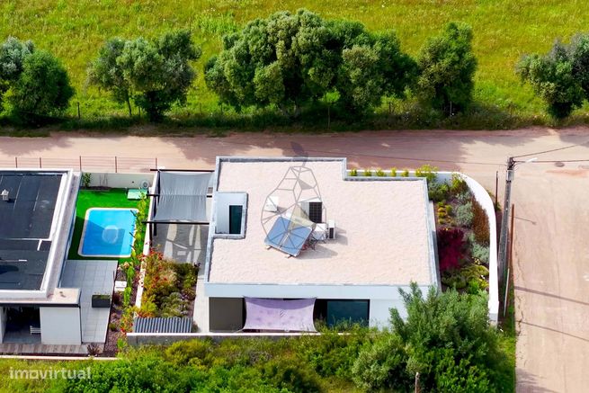 Moradia Térrea Moderna com Acabamentos de Luxo em Monte Canelas – Port-46