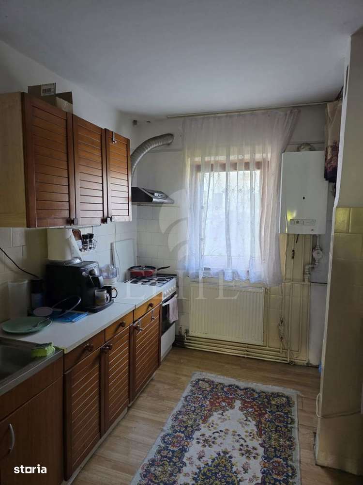 Apartament 3 camere în zona MOGOSOAIA-4