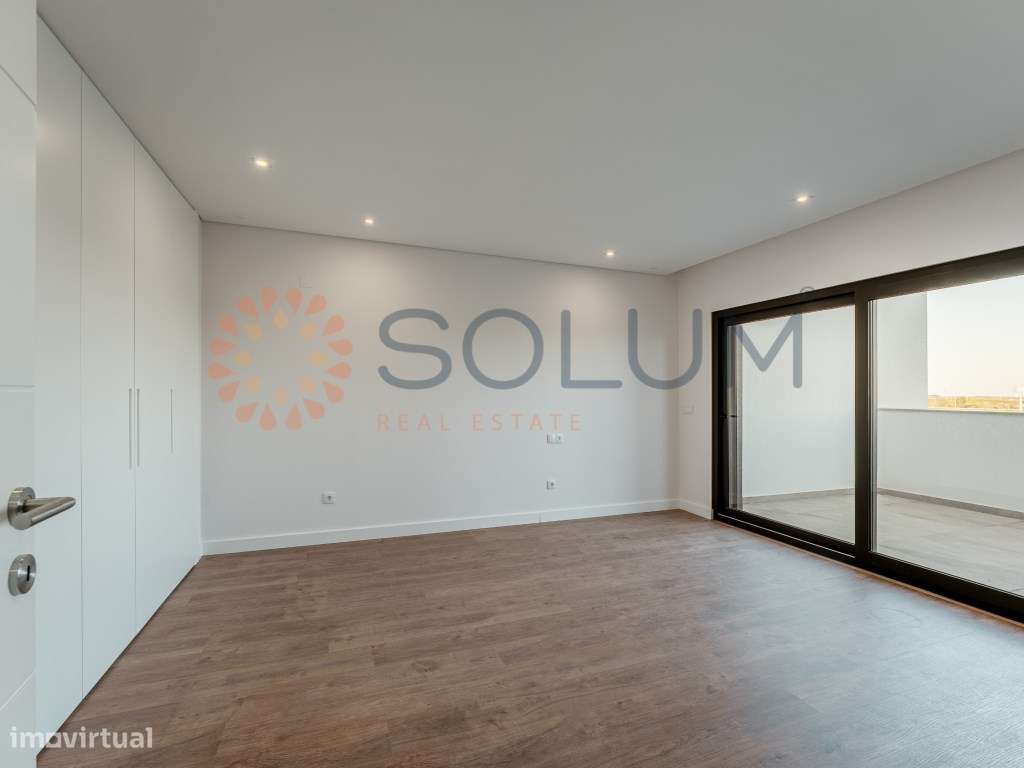 Penthouse de Luxo com piscina - Montijo-42