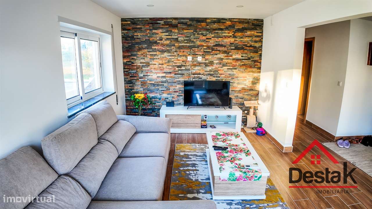 Apartamento T3 sito em Tondela - Grande imagem: 2/14