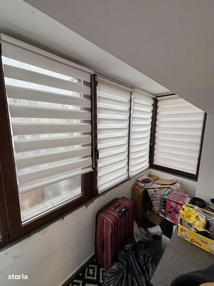 De vânzare apartament 3 camere decomandat Între Lacuri-11