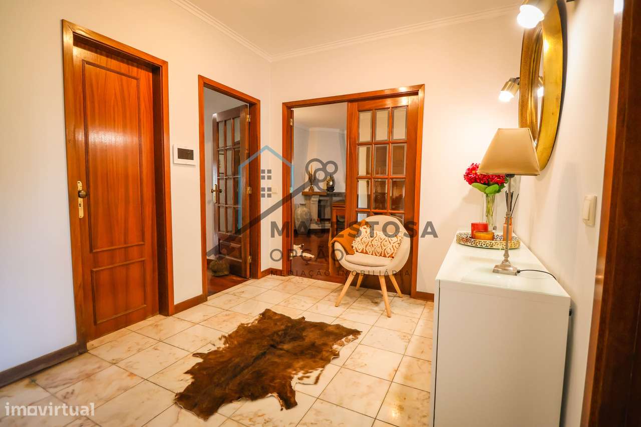 Apartamento T3 com Excelente Localização — São Vicente, Braga-8