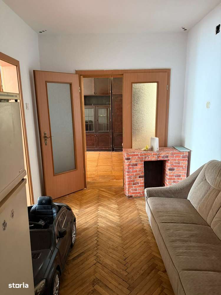 Chirie 2 Camere Gojdu Etaj 2 - Imagine principală: 2/6