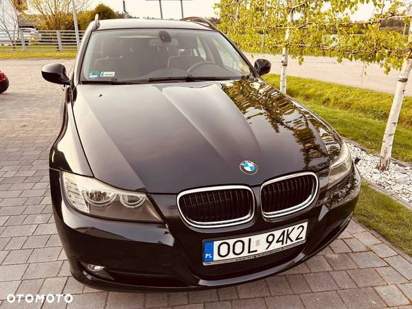 BMW Seria 3 320i - 2