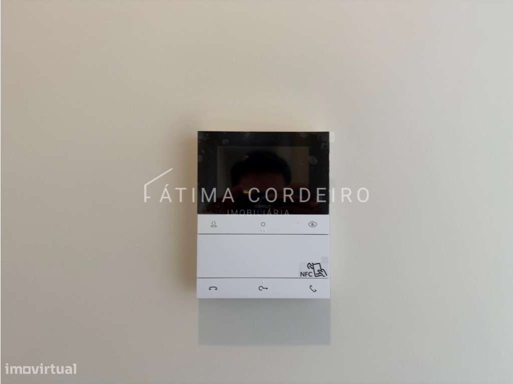 T4 de Luxo com Terraço de 115 m² no Coração de Almada-24