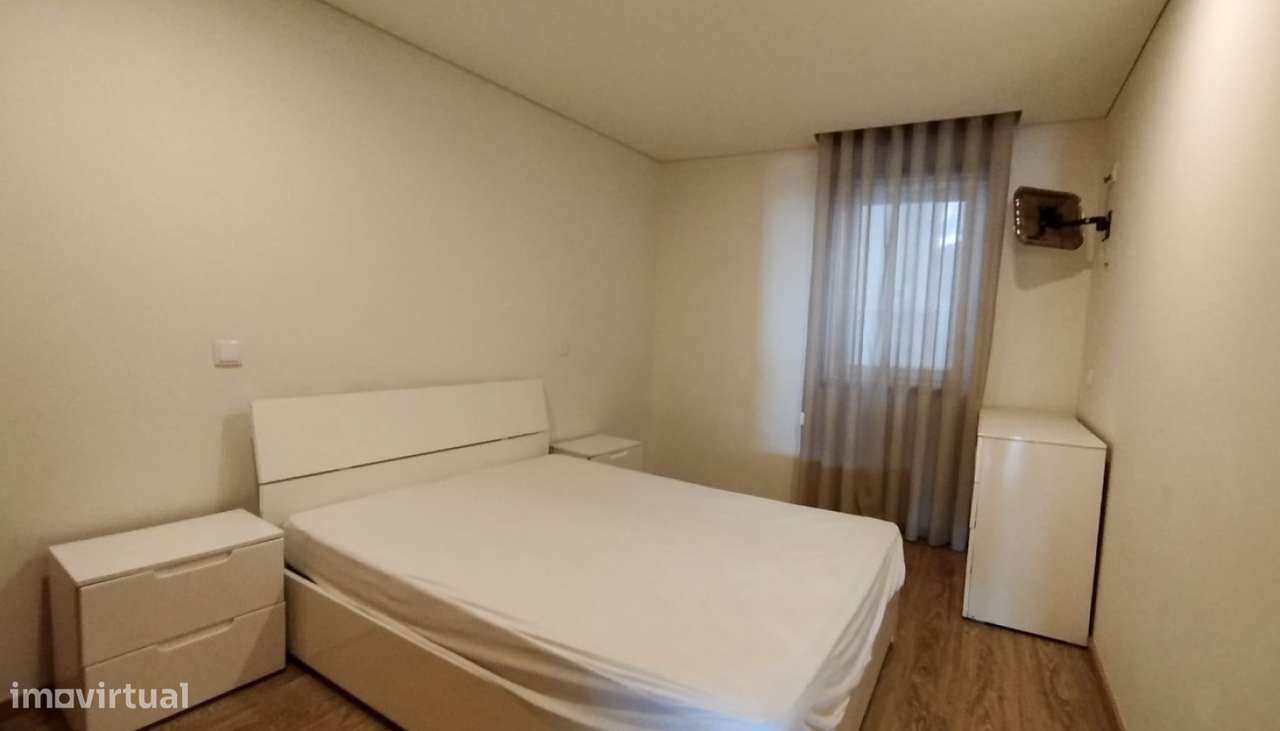 Venda de Apartamento T2+1 em frente à praia, na Póvoa de Varzim - Grande imagem: 5/15