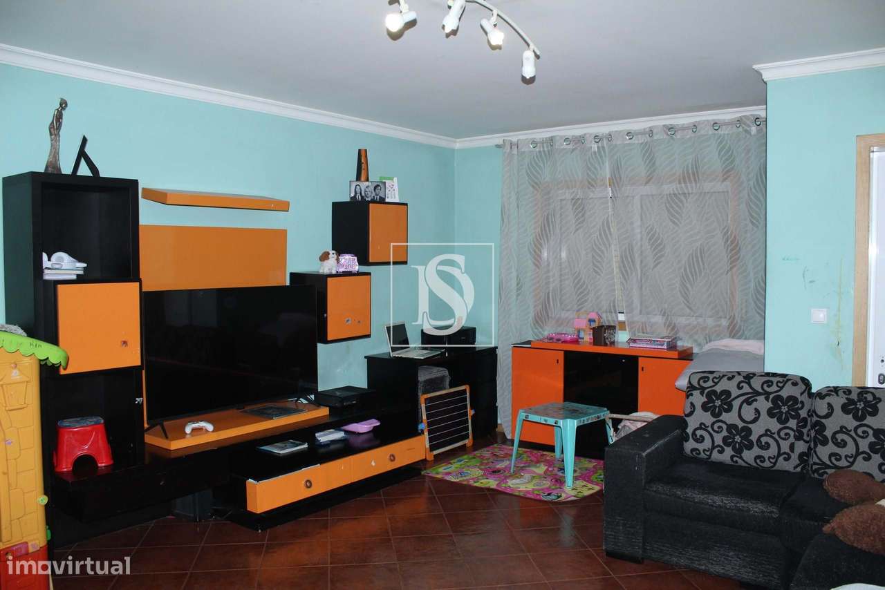 Moradia em Banda T3 em Lustosa - Grande imagem: 4/14
