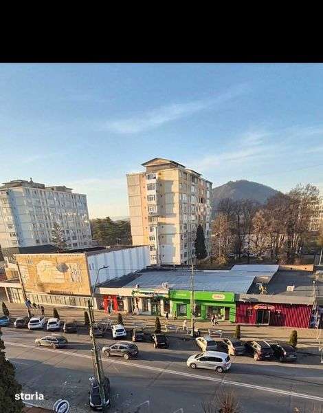 Vand apartament 3 camere pret 48500 euro - Imagine principală: 5/8