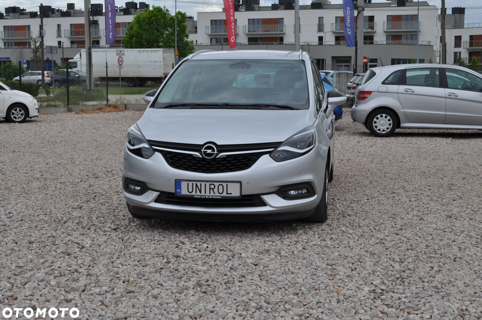 Opel Zafira 2.0 D (CDTI ecoFLEX) Start/Stop Active - 2