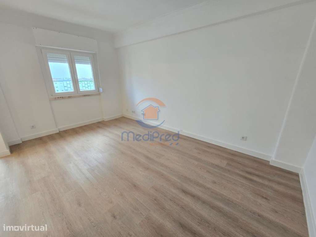 Apartamento T3 Totalmente Remodelado | Camarate, Loures - Grande imagem: 5/33