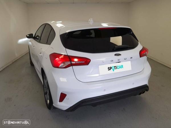 Ford Focus 1.0 EcoBoost ST-Line - 5