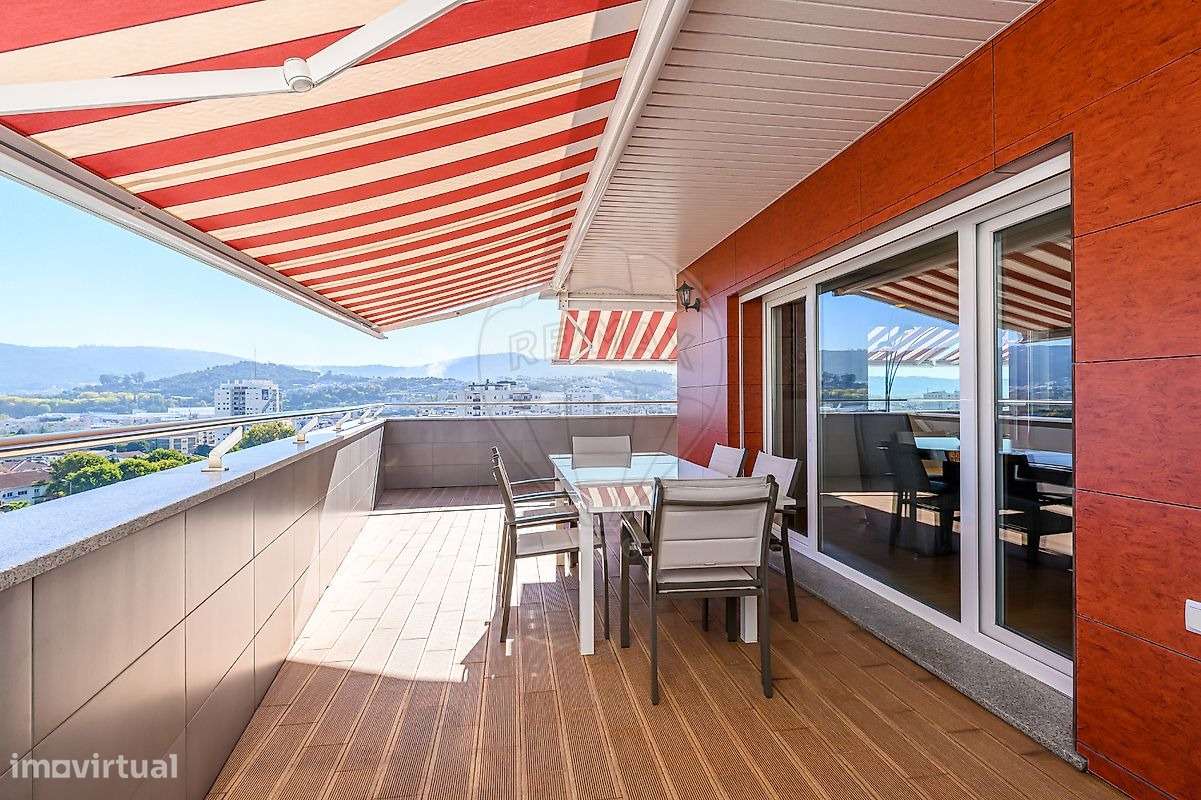 Apartamento T5 de Luxo Penthouse com terraço-5