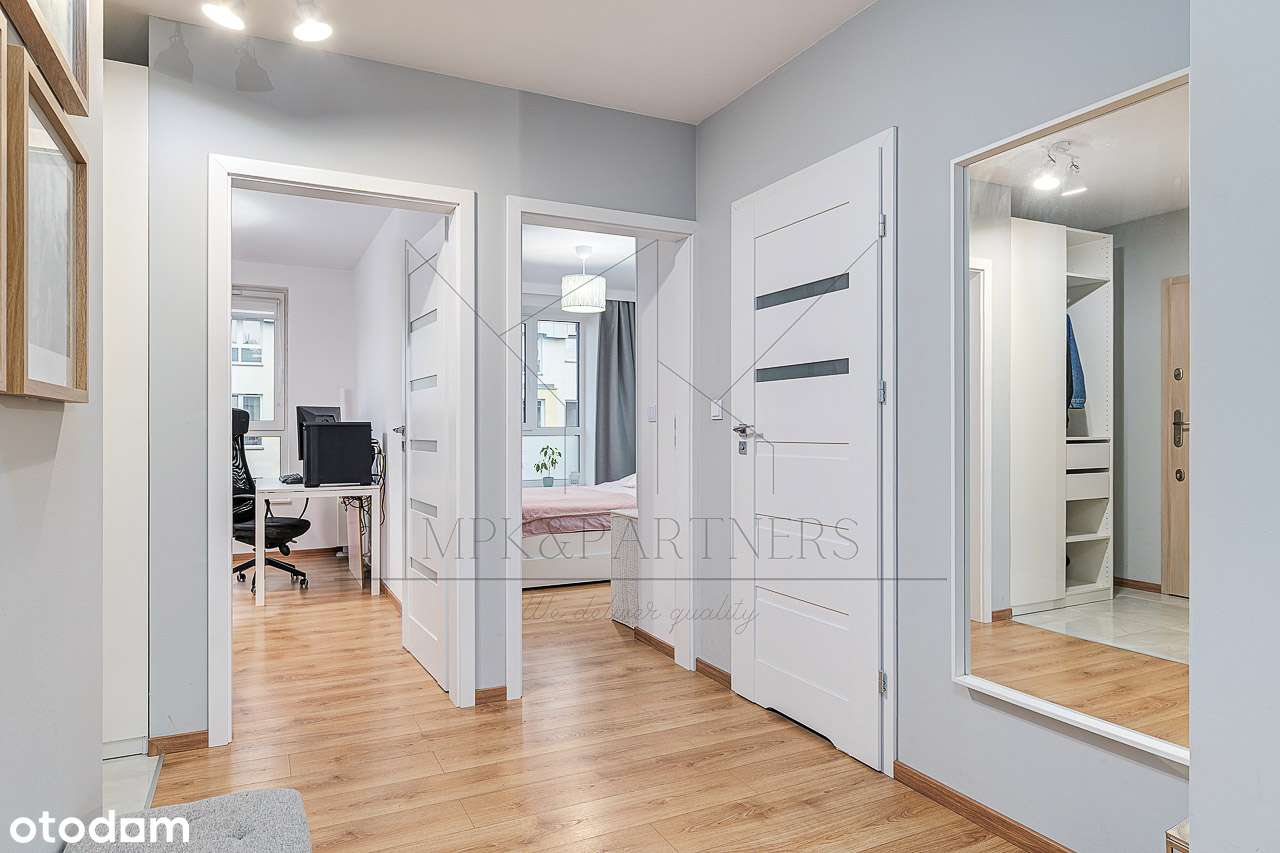 Dwustronne! Piękne! Trzypokojowe mieszkanie w spokojnej okolicy!-13