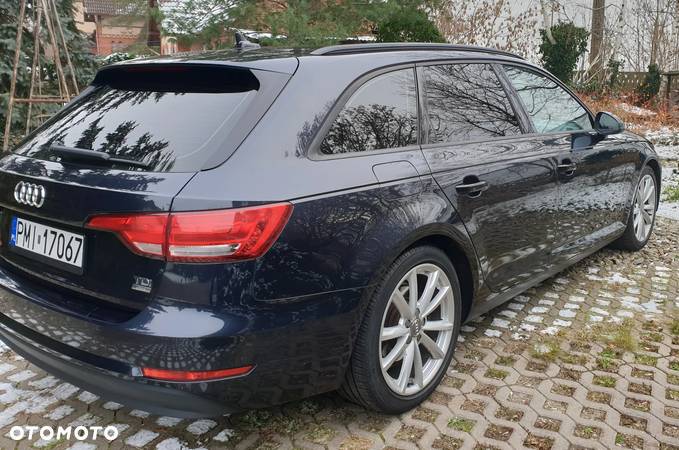 Audi A4 2.0 TDI S tronic - 4