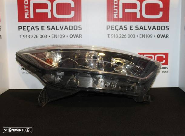 Farol Renault Captur de 2019 - 1