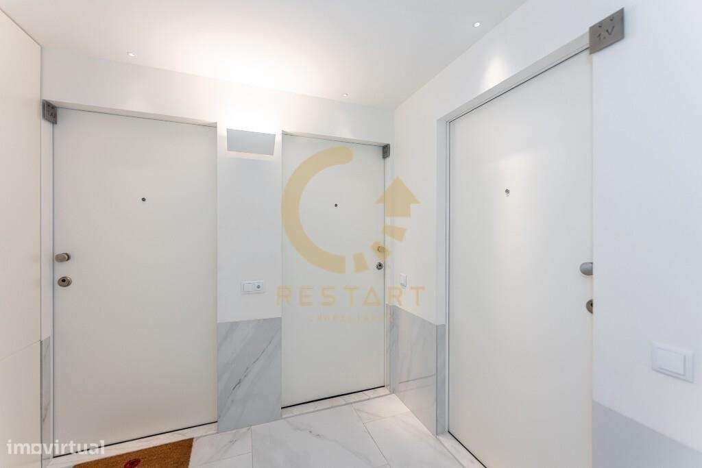 Venda T0 PREMIUM  com RENDIMENTO no Edifício ANTAS GREEN!!!-32