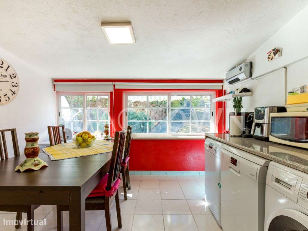 Localização privilegiada em Marvila T3-4