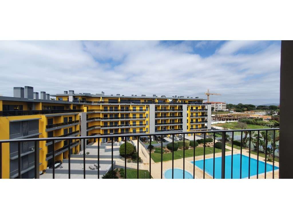 Excelente Apartamento T2, NOVO! Primeira linha do mar, com 2 estaci...-13