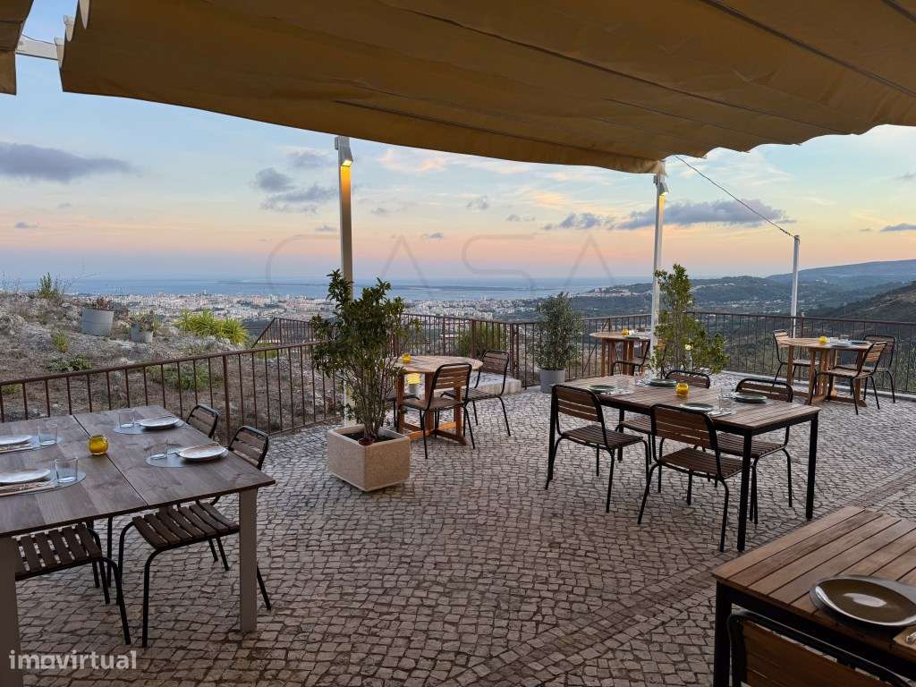 Restaurante e Cocktail Bar pronto a funcionar, totalmente mobilado ...-8