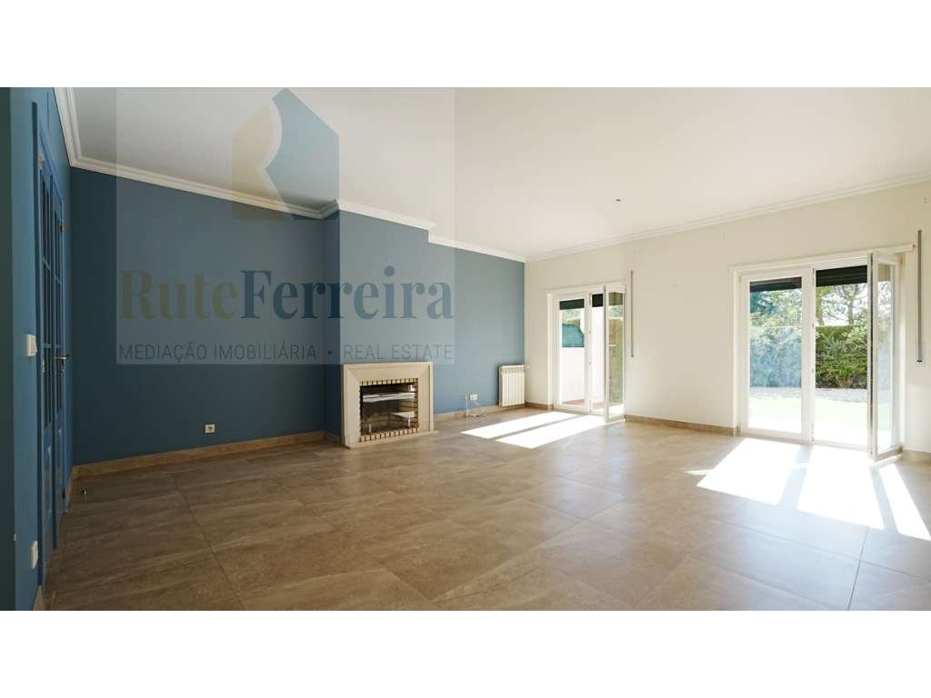 Apartamento T2 no Condomínio de Luxo Campo Real!-7