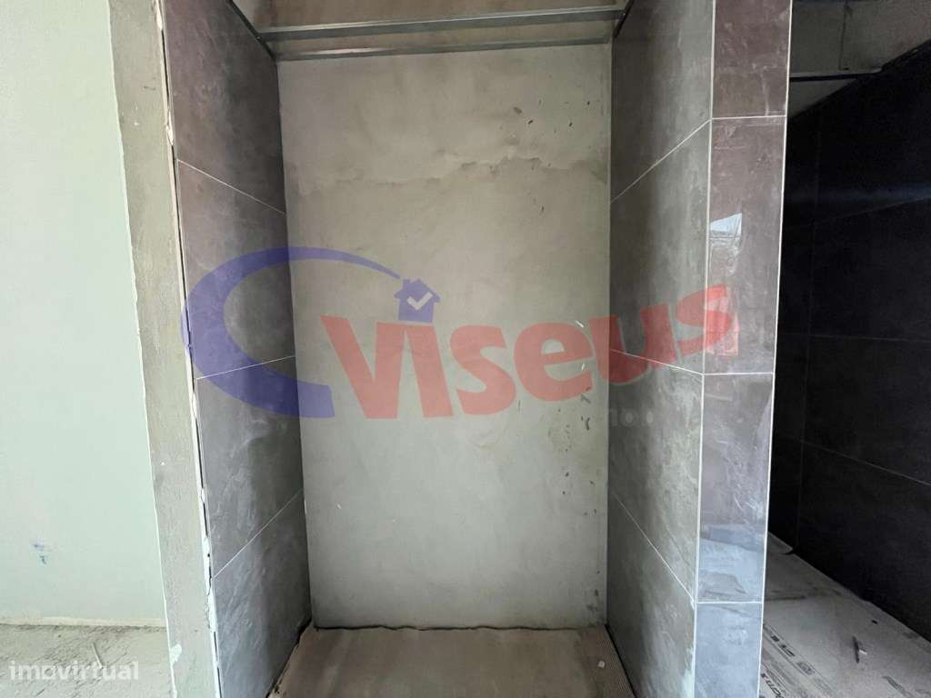 Moradia T3 + Escritório Nova junto à Praia Canidelo-42