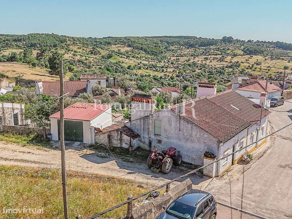 Casa Tradicional no Alto Alentejo com Quintal e Garagem - Grande imagem: 4/33