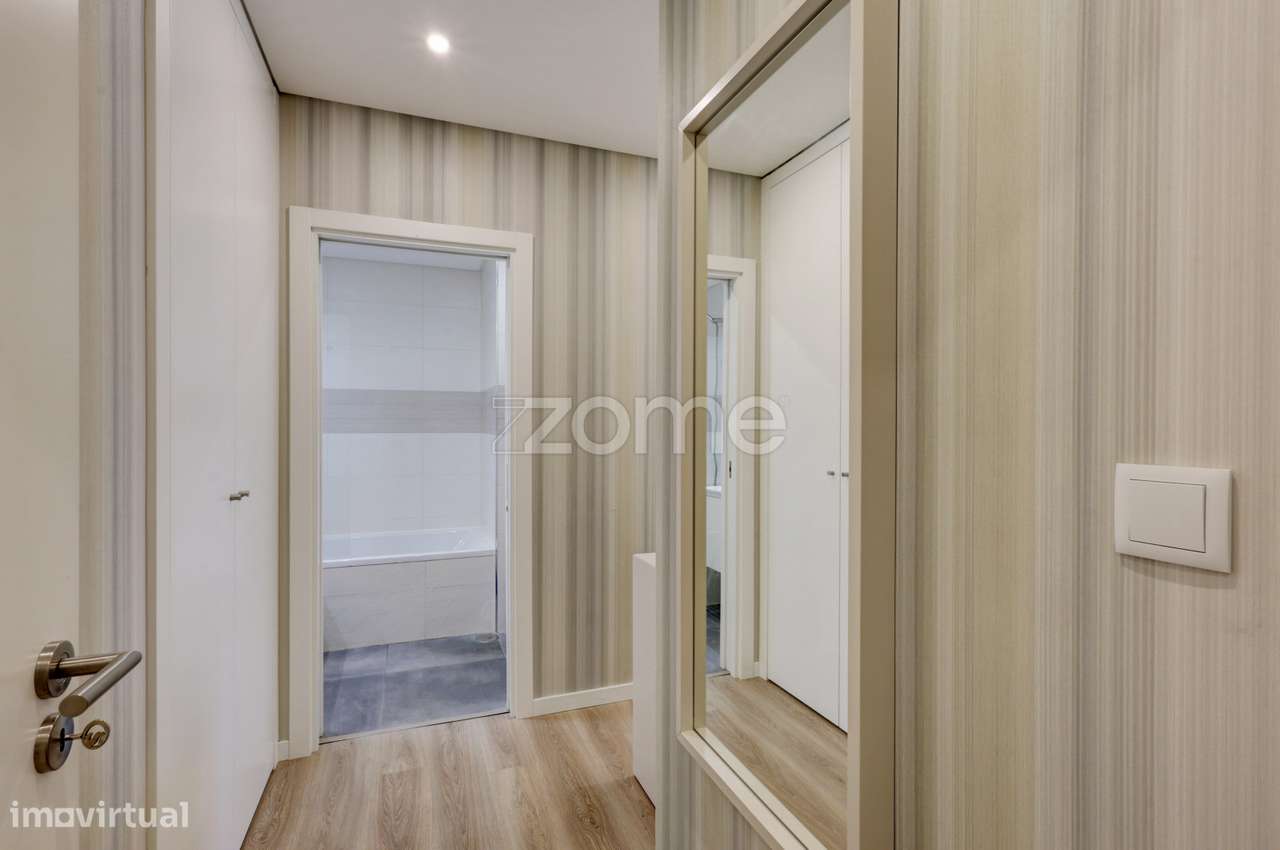 Apartamento T5 Novo em Sacavém-26