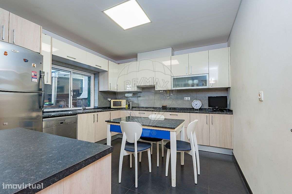 Moradia T5 para venda - Grande imagem: 3/36