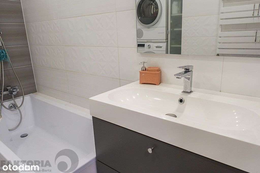 Mieszkanie po remoncie, 4 pokoje, balkon-13