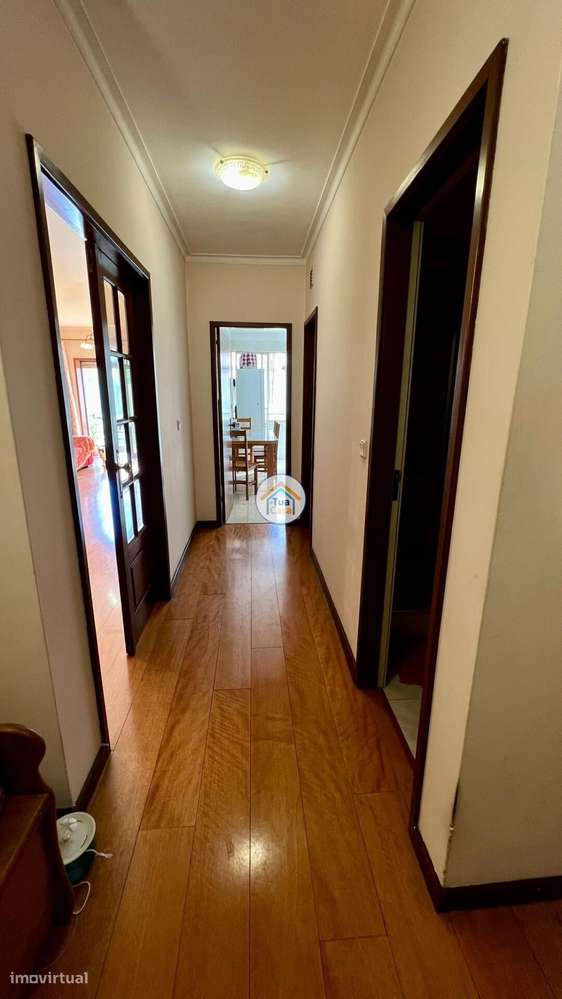 Localização PREMIUM no centro de Braga, imóvel espaçoso e com excelent - Grande imagem: 5/24