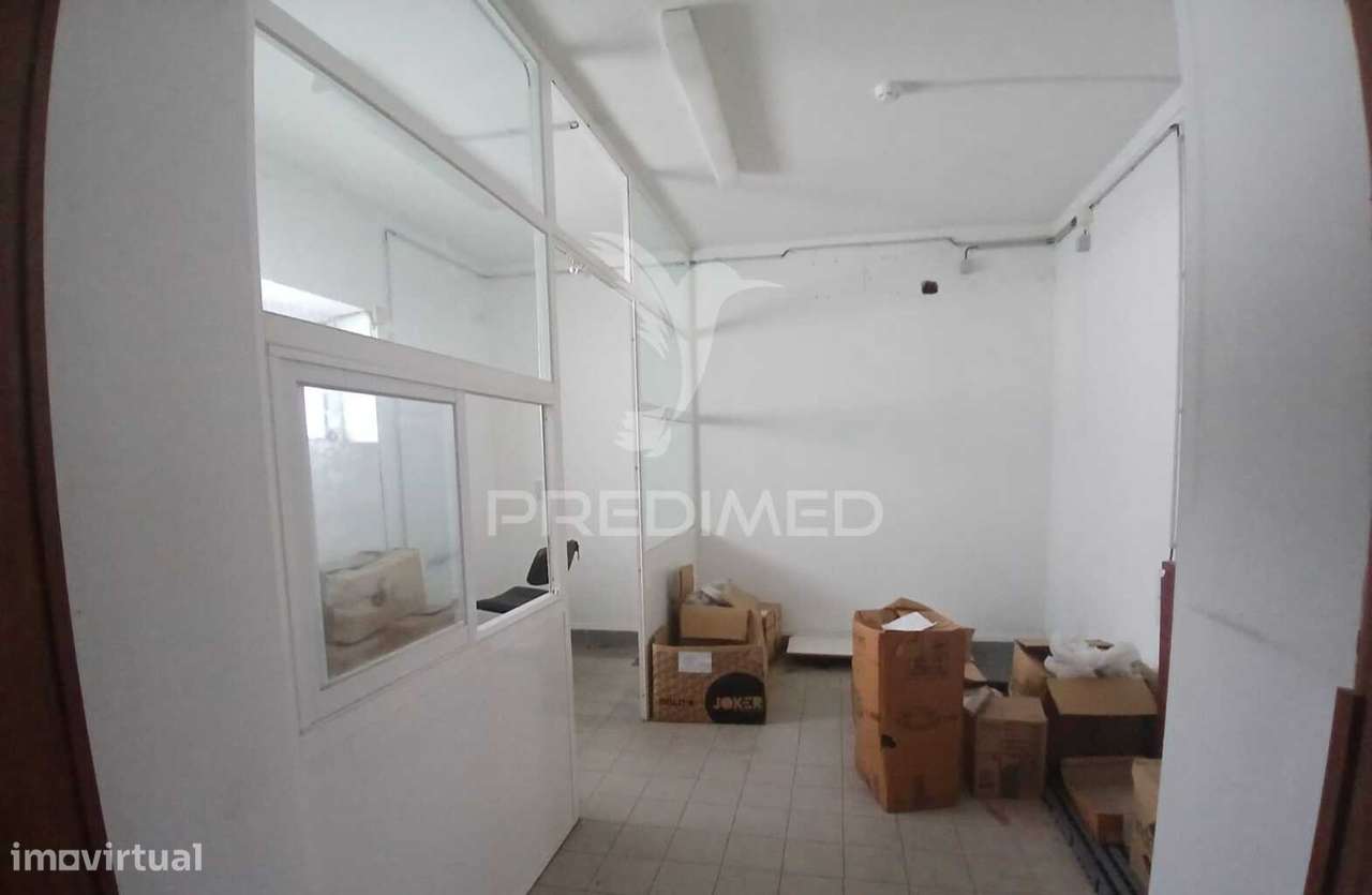 Armazém em terreno de 1024m2 a 10 minutos de Beja - Grande imagem: 5/16