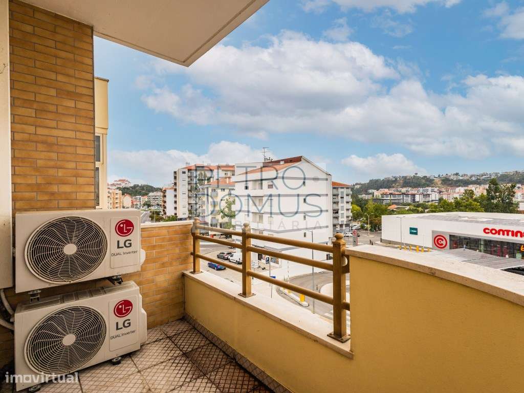 APARTAMENTO T3 - EXCELENTE ESTADO - GUIMAROTA-18