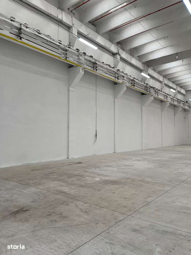 Spatiu industrial de inchiriat 1412 m2 - 3.5 Eur/m2 - Imagine principală: 4/6