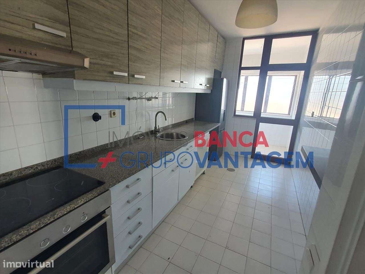 Apartamento, para venda, Vila Nova de Gaia - Vilar de Andorinho - Grande imagem: 3/9
