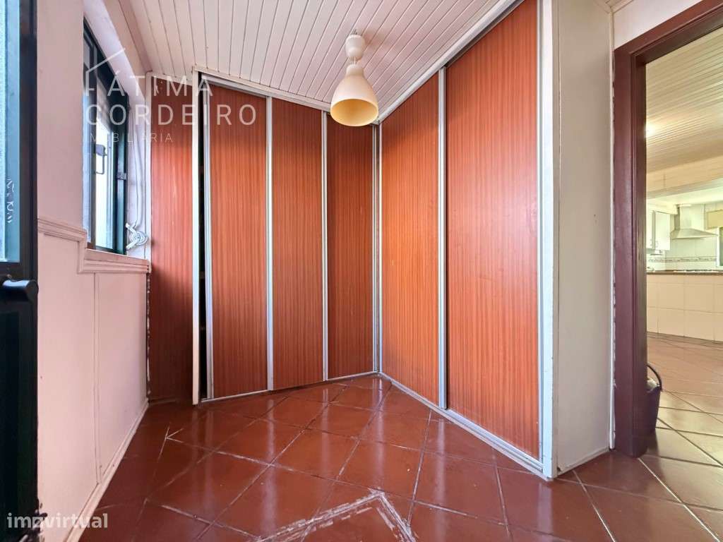 Moradia em Banda T4 no Feijó - Espaço, Conforto e Excelente Localiz...-25