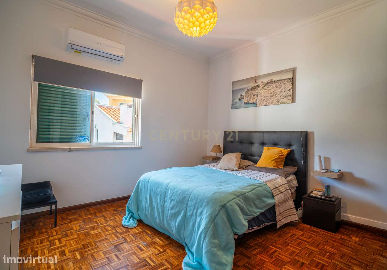 Espetacular Moradia em Cascais com Jardim e Piscina-16