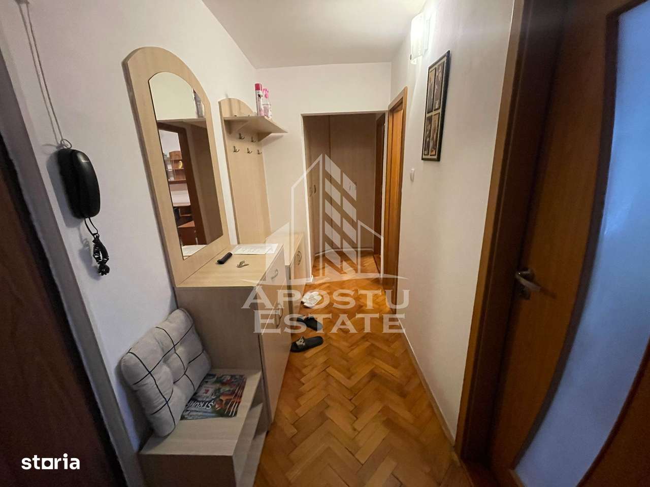 Apartament 3 camere, semidecomandat, zona Kiriac, prima inchiriere. - Imagine principală: 2/9