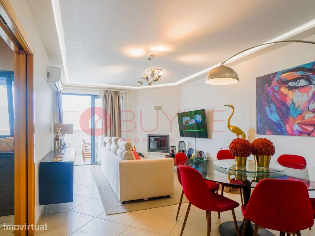 Moradia V3+2 Moderna com Piscina e Garagem em Vilamoura - Grande imagem: 2/26