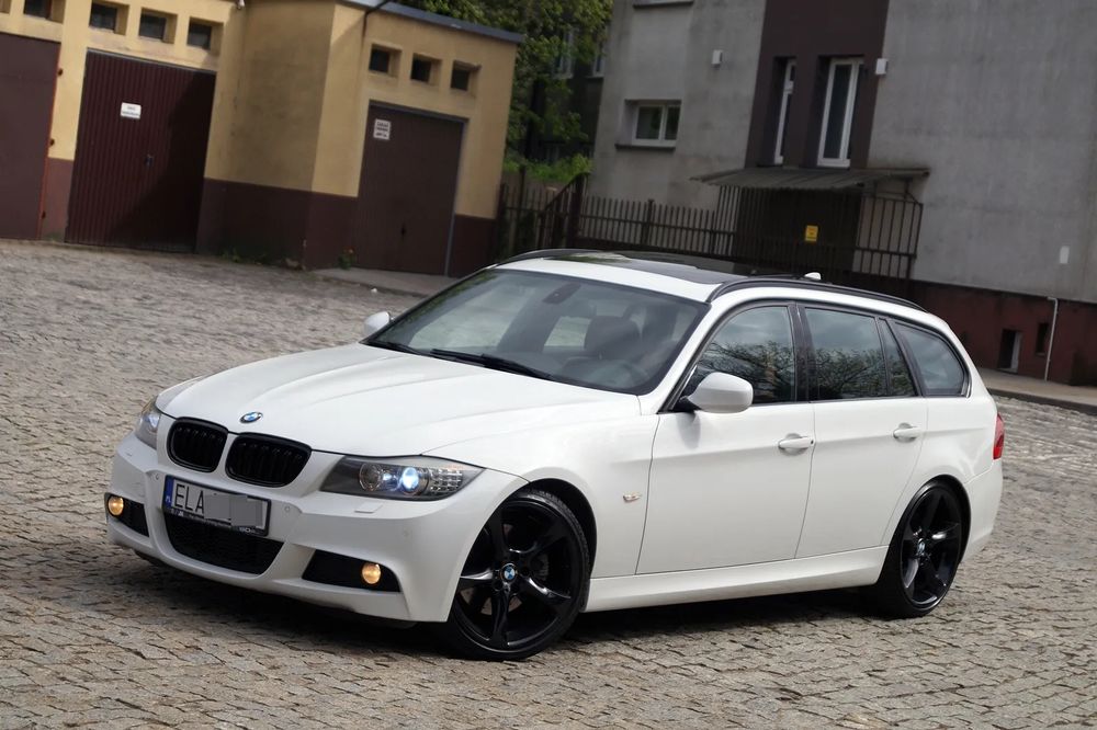 BMW 3 Series E90/E91/E92/E93 (2005-2012) 330d DPF Edition Sport 2011