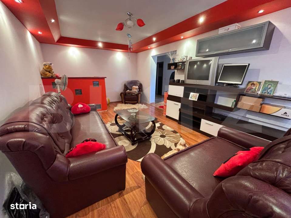 Casa de vanzare, cu 4 camere, 180 mp, zona Aninoasa - Imagine principală: 2/13