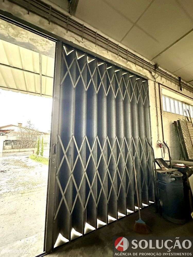 Armazém - Frente nacional 105 - Grande imagem: 3/3