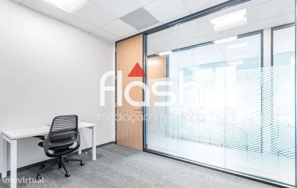 Espaços de Escritórios para 3 pessoas na Qta. do Lago - Loulé - Grande imagem: 2/19