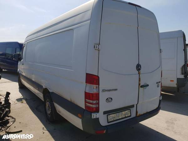 Dezmembrez Mercedes Sprinter 2.2 cdi 2008 315cdi Euro 4 - 2