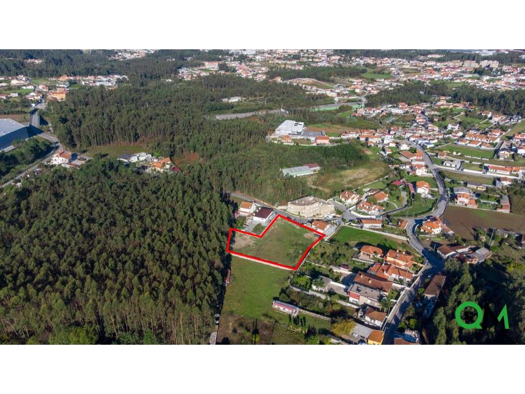 Terreno de 3200m² com projeto aprovado para moradia e anexos em São...-37